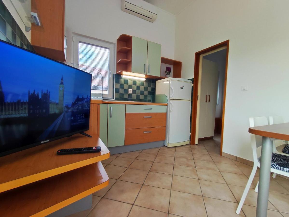 Lavanda Apartment 克尔克 外观 照片